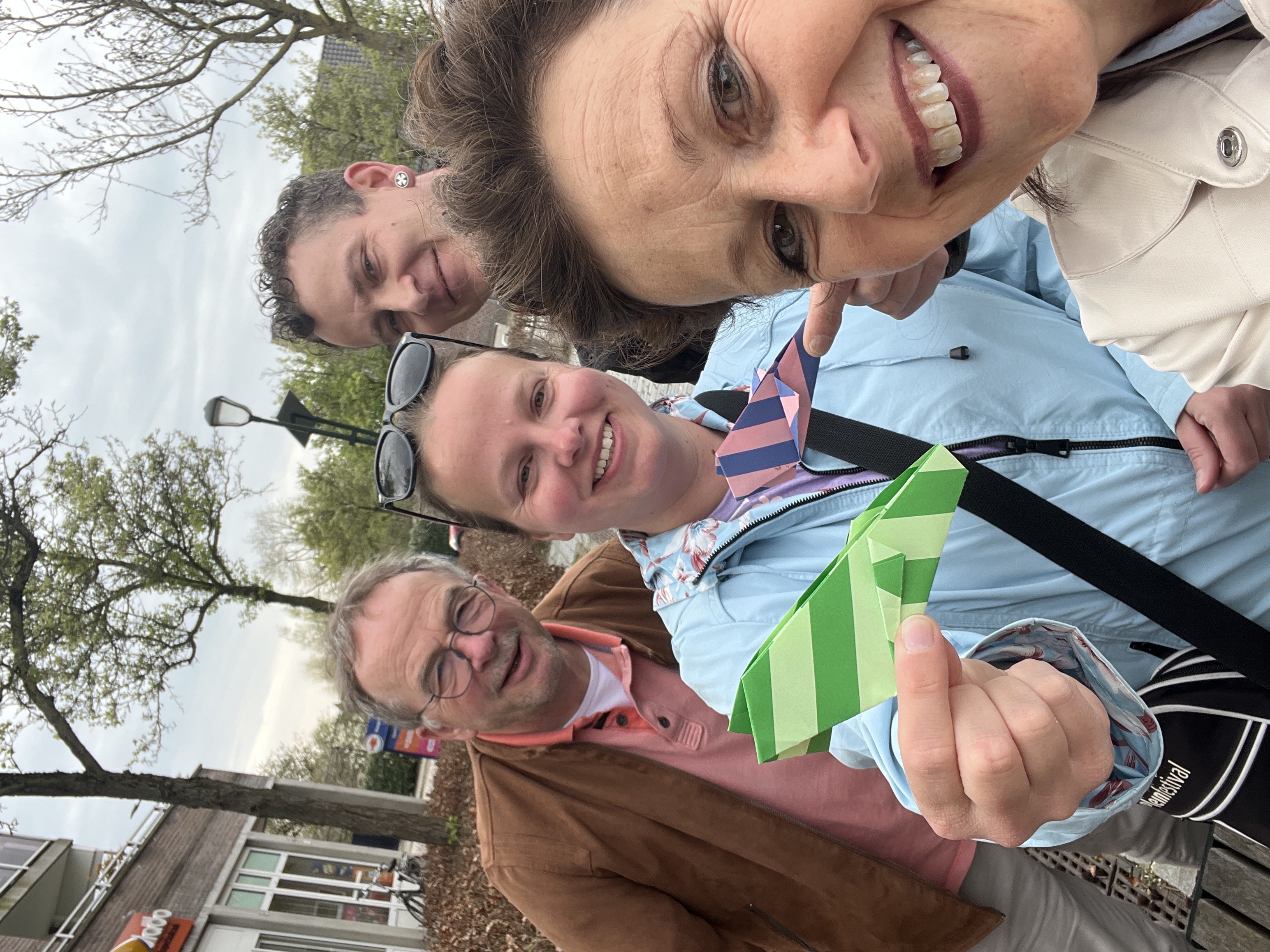 Selfie van Team Wil bij Primera